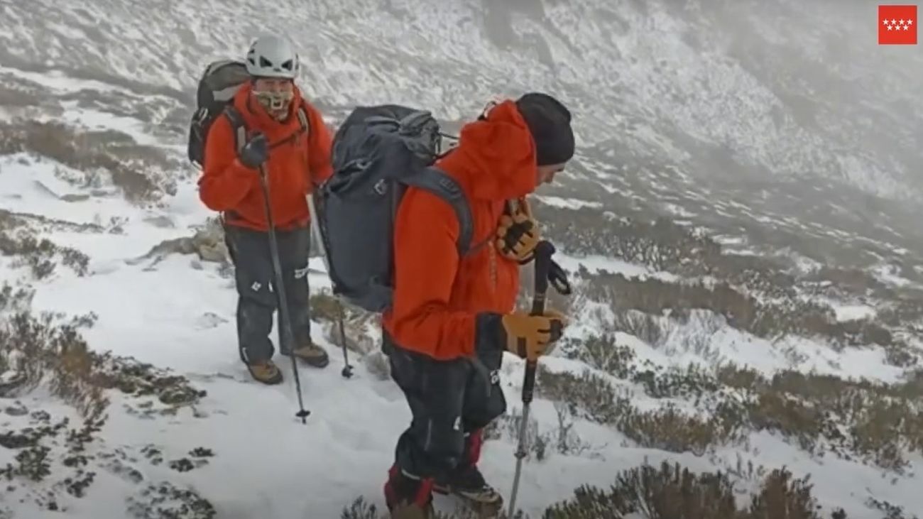El GERA rescata a dos personas que se habían perdido en la montaña de Navacerrada
