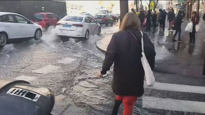 Los vecinos de Arganzuela vuelven a tener agua