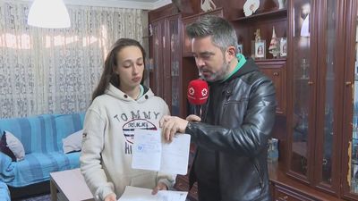 Alba, una madre de 22 años que denuncia que su pareja ha secuestrado a su hija y se la ha llevado a Egipto