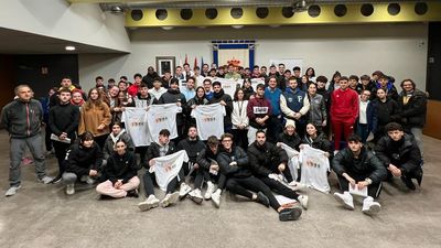 Cerca de 3.500 estudiantes de Fuenlabrada en una marcha contra acoso escolar