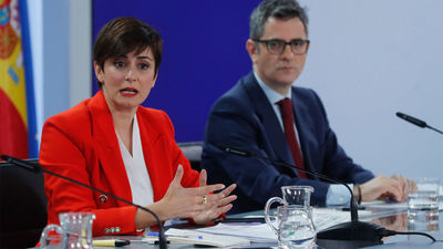 El Gobierno insiste en que no se cambiará "ni una coma" en el consentimiento pero Podemos discrepa