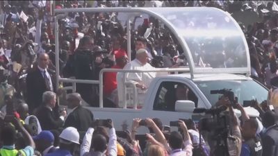 El Papa llama desde la República Democrática del Congo a "dejar las armas"
