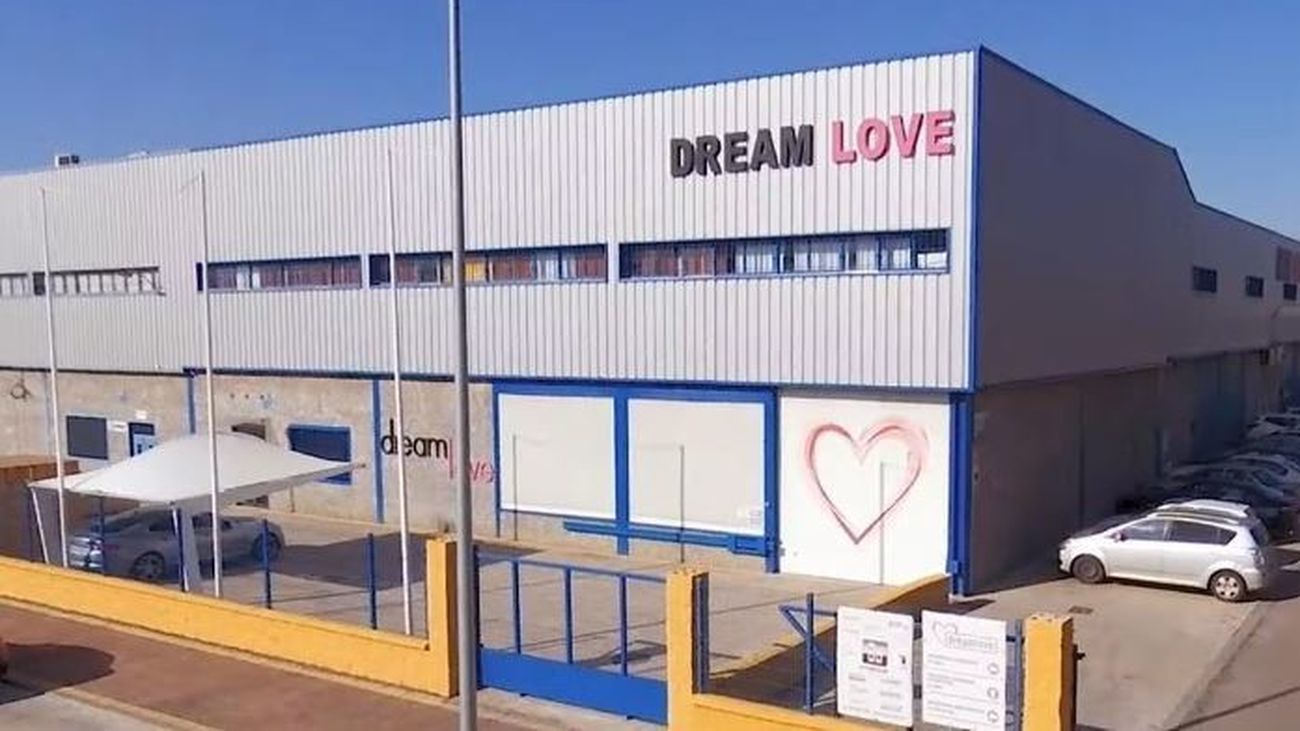 Sede de la mayor distribuidora nacional de juguetes eróticos, Dream Love
