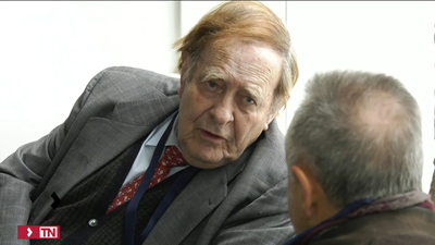 Ramón Tamames, dispuesto a encabezar la moción de censura de Vox