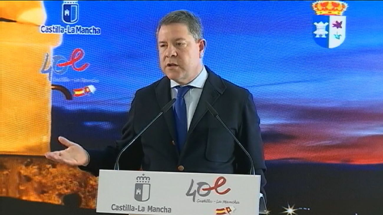 Page a Sánchez: "El 'yo invito y tu pagas' está muy bien para abir un telediario"