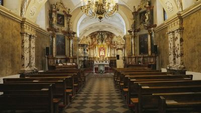 Siete detenidos en Madrid por robar el dinero de los cepillos de varias iglesias