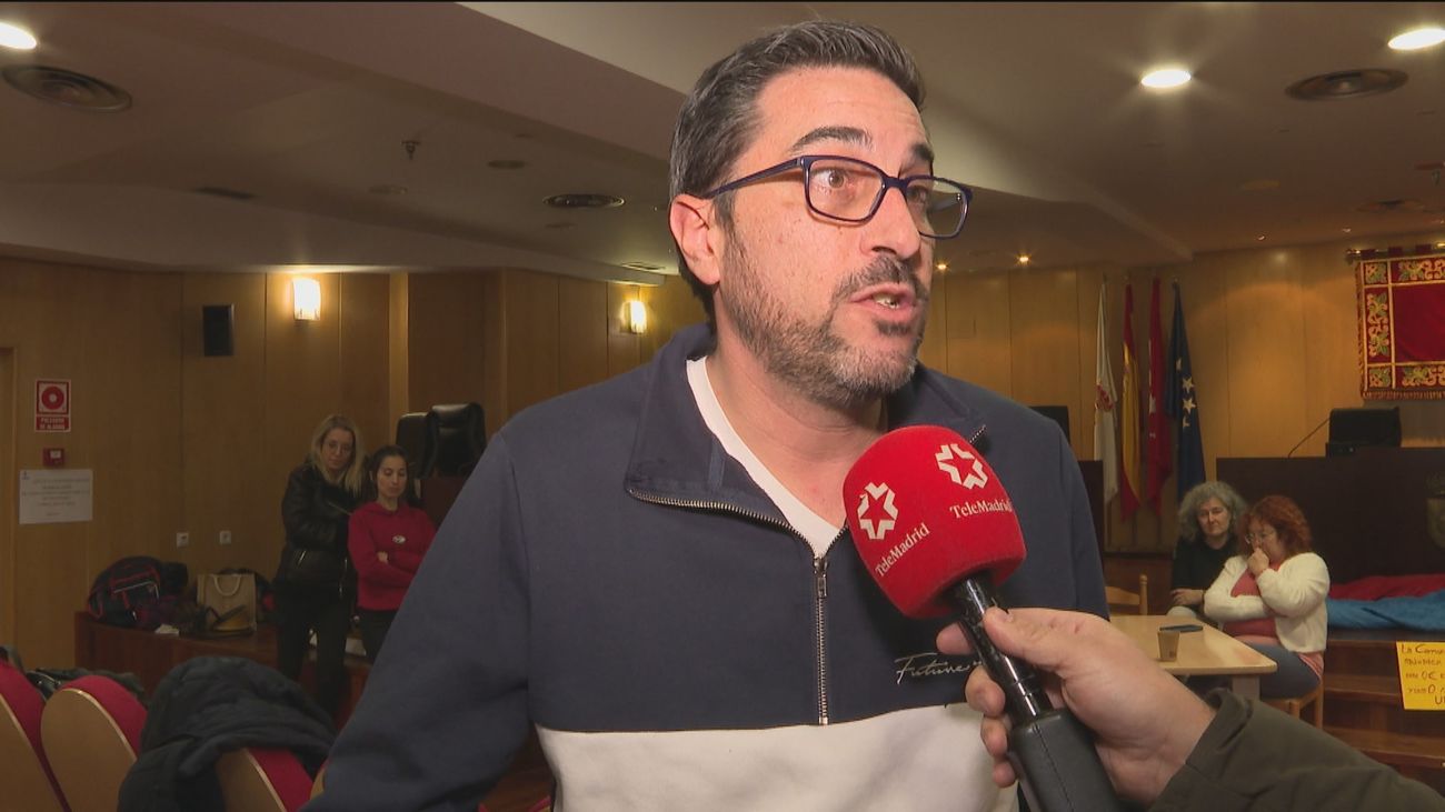 Finaliza el encierro del alcalde de Pinto para reclamar mejoras en la Sanidad local