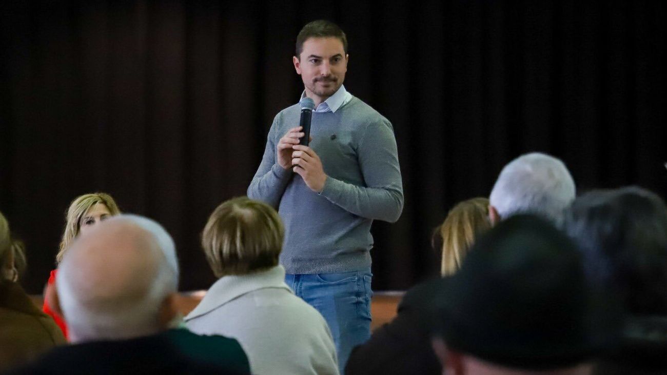 Lobato aboga por subir el SMI para "dignificar" a los trabajadores de la hostelería