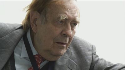 El economista Ramón Tamames aún no ha decidido si encabezará la moción de censura de Vox