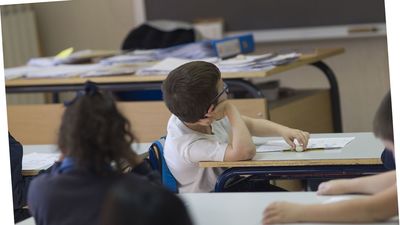 Sondeo de Telemadrid: el 93% de los encuestados está a favor de prohibir los móviles en los colegios