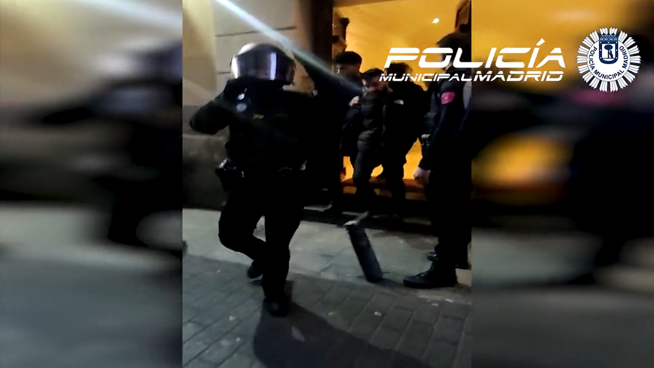 Detenido en el centro de Madrid tras agredir a su pareja y amenazar con matarla