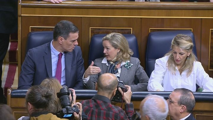Pedro Sánchez, Calviño y Yolanda Díaz / TELEMADRID