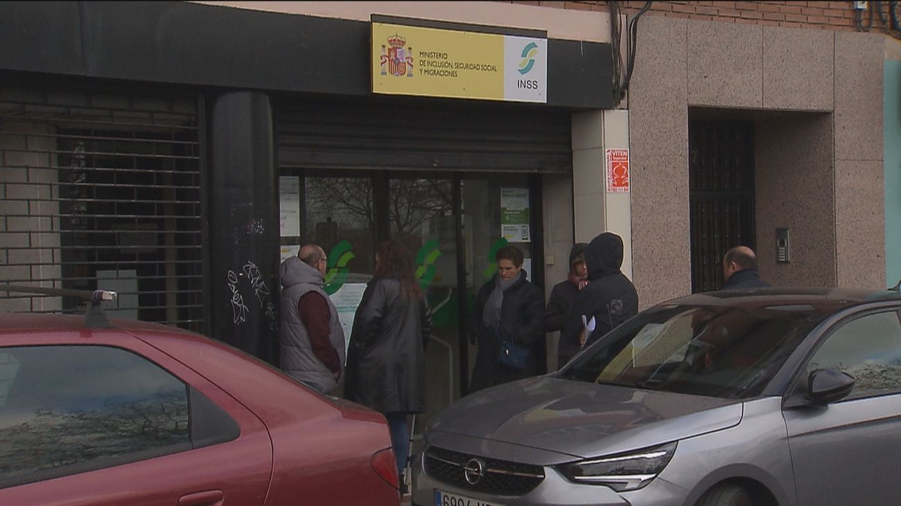 Contra el colapso de la Seguridad Social, abrir oficinas por la tarde