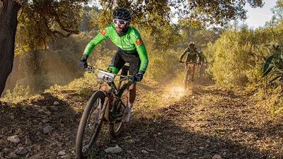 El madrileño Marcos García gana la 'Maratón de la Miel'