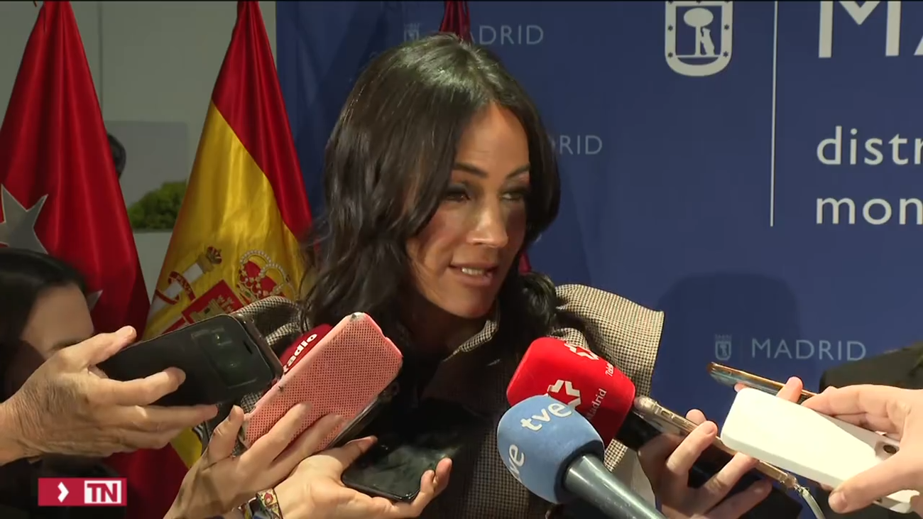 Villacís califica de "tontería" la falta de avales: "Son cuatro votos, por Dios"