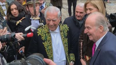 Vargas Llosa agradece la presencia del rey emérito y la infanta Cristina en su ingreso en la Academia Francesa