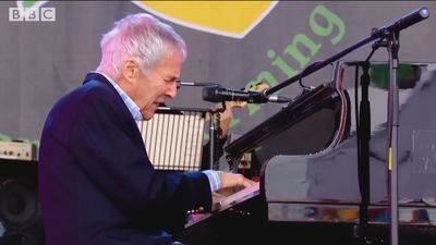 Muere el compositor Bacharach, famoso por 'Dos hombres y un destino'