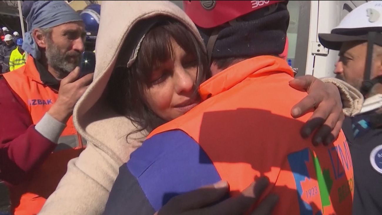 La cifra de muertos ya supera los 23.400 por los terremotos en Turquía y Siria