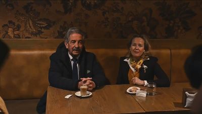 Revilla traslada su "cabreo e indignación" por los trenes a Calviño, que pide "prudencia"