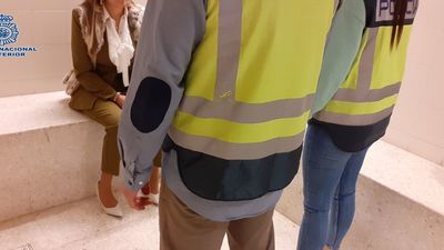 Detenida una mujer como presunta autora de un delito de trata de seres humanos