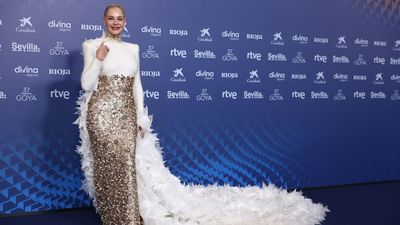 Glamour, nervios y Saura en el recuerdo: Así es la alfombra azul de los Goya