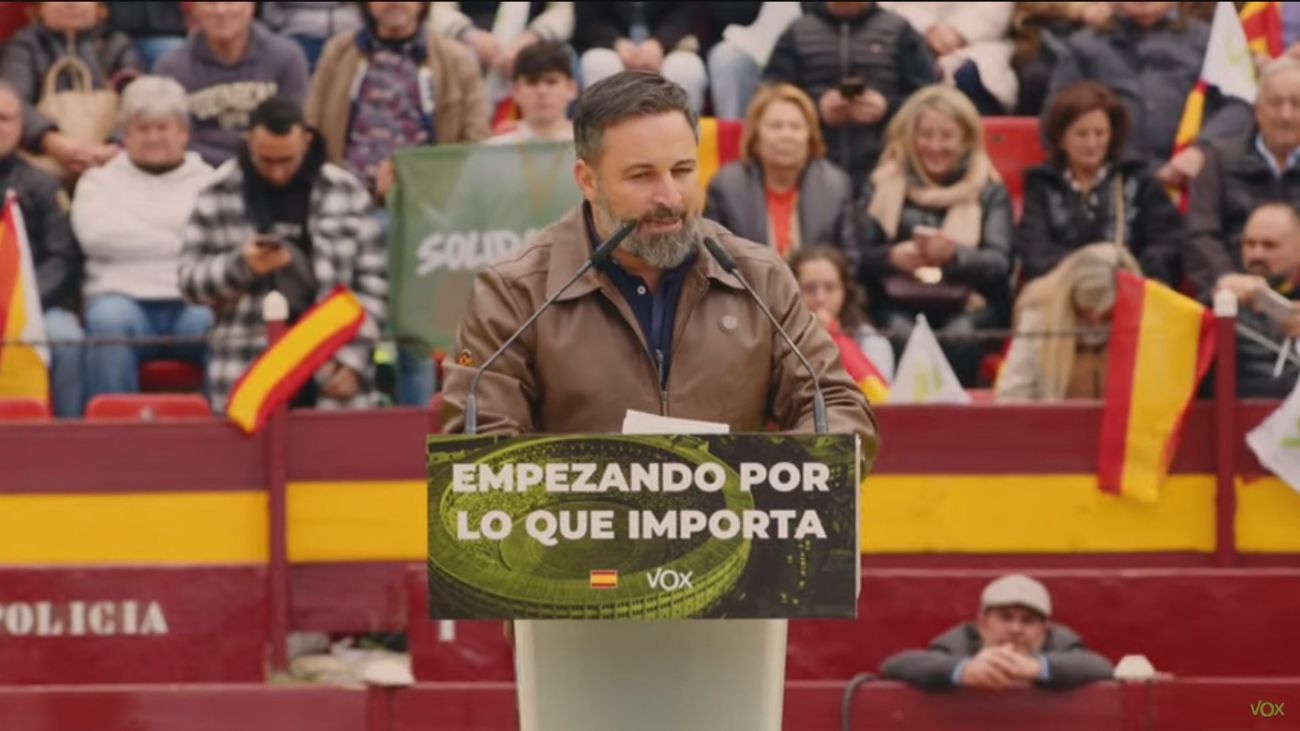 Abascal califica de "ilegítimo" el Gobierno de Sánchez
