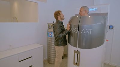 Sometemos a Juan Salazar a una sesión de crioterapia a -150 grados