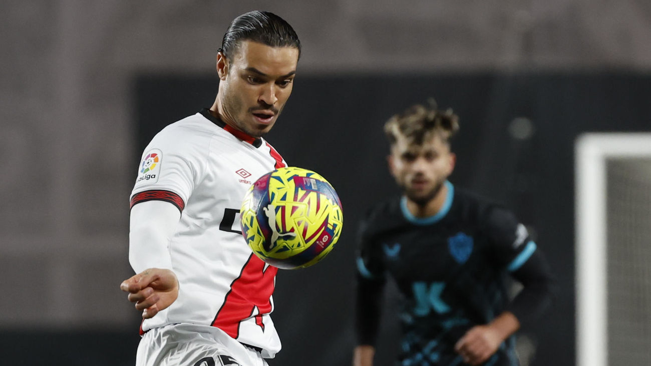 Raúl de Tomás relega a un segundo plano a Falcao