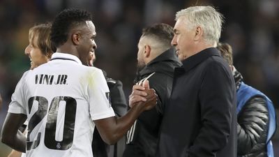 Ancelotti se reafirma; Vinicius y Valverde se reencuentran y las dudas en defensa