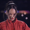 Rihanna revela su segundo embarazo en un espectacular concierto en el Super Bowl