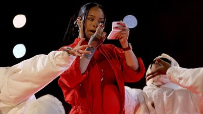 Las mejores imágenes del show de Rihanna en la Super Bowl