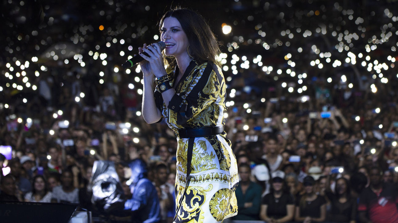 La cantante Laura Pausini en un concierto en Cuba