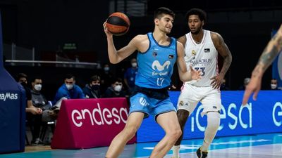 Estudiantes renueva a Stoilov y lo cede al Menorca