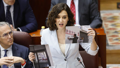 Ayuso acusa a la izquierda de "secuestrar los espacios públicos para sus intereses electorales"