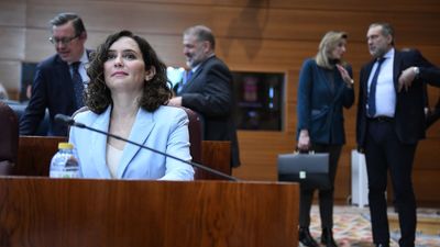 Ayuso critica que Sánchez deje "desnuda" a Madrid ante el colapso "sistemático y diario" de Cercanías