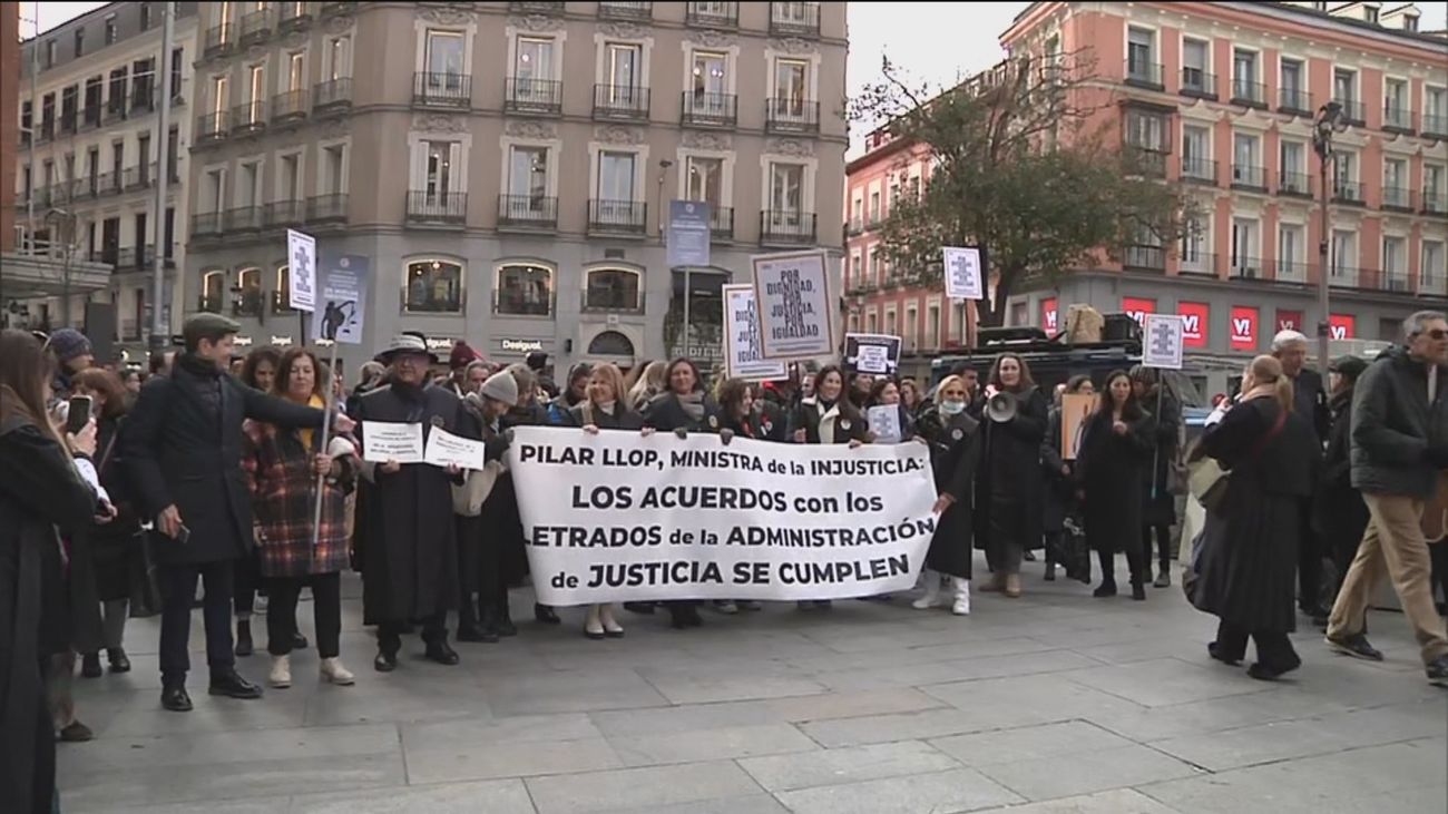 Letrados y Ministerio de Justicia negocian tras semanas de huelga indefinida
