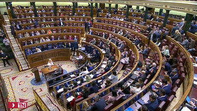 DIRECTO: "Ya no basta con que usted se vaya Sra. Montero, se tendrá que ir todo el gobierno"