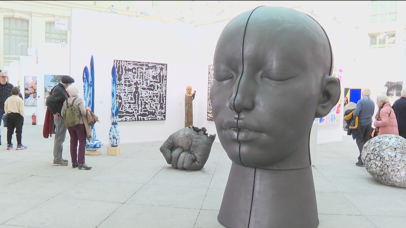 La Galería de Cristal del Palacio de Cibeles se llena de arte contemporáneo con Art Madrid