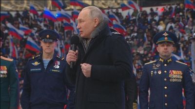 Fiesta patriótica en Moscú mientras Putin sigue bombardeando Ucrania