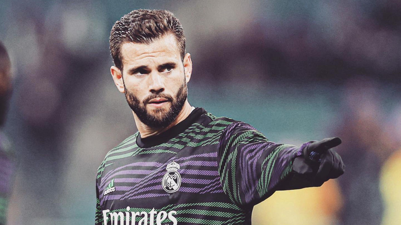 Nacho, certezas en el césped y dudas en los micrófonos