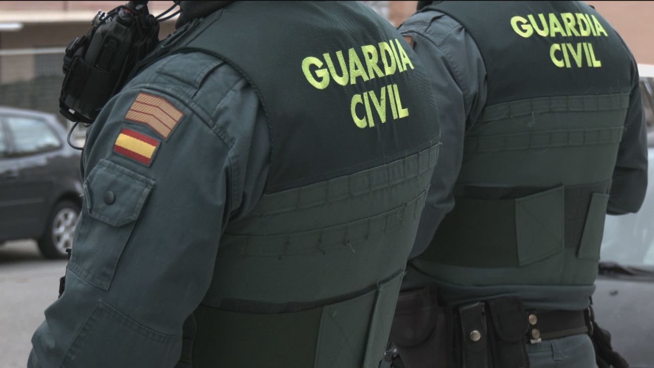 La Guardia Civil desaloja el edificio okupado de Arganda del Rey