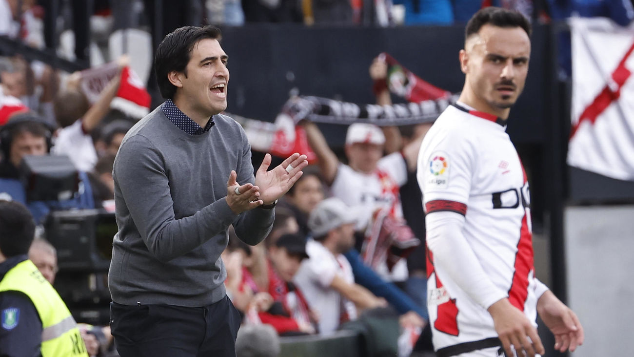 Iraola avisa sobre el Cádiz: "Si no salimos con la intensidad adecuada nos va a costar"