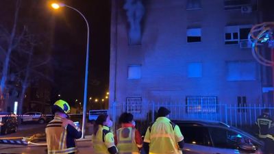 Mueren calcinadas dos personas en el incendio de su casa en Entrevías