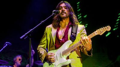 Juanes lanza nuevo sencillo, 'Gris', algo muy "personal y catártico"