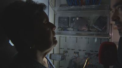 Unos ladrones de cobre dejan sin luz a una comunidad de vecinos de Vallecas
