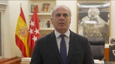 Escudero se reúne con sindicatos de Sanidad y abre  la puerta a abordar con Hacienda la vuelta a las 35 horas