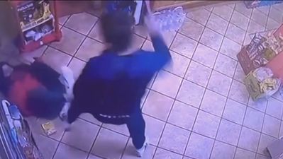 Brutal paliza de un ladrón a una dependienta en un supermercado de Alicante