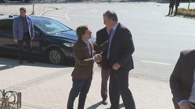 Ortega Smith propone a Almeida "formar gobierno" con el PP en Madrid