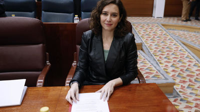 Ayuso tramitará la derogación de la ‘ley trans’ madrileña como pide Vox