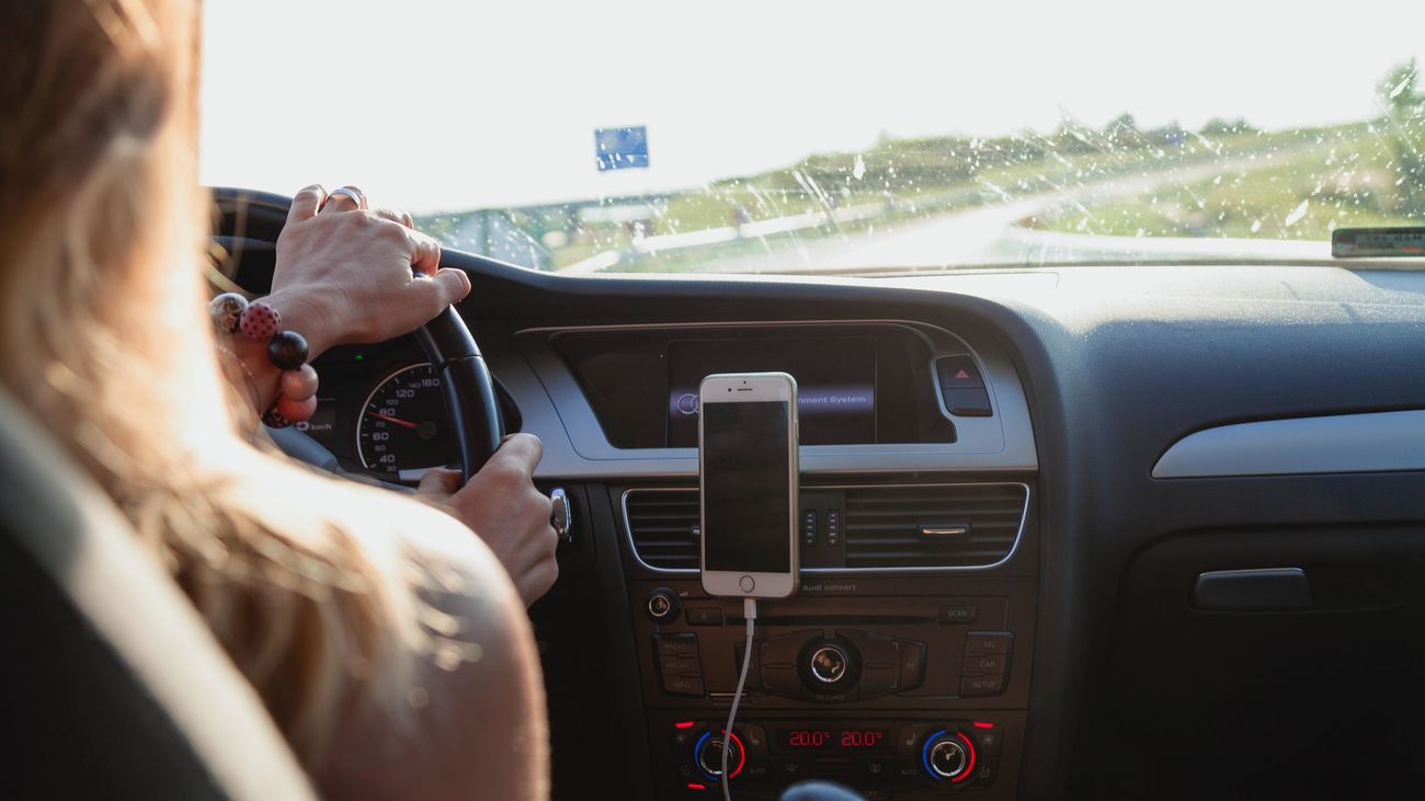 El Parlamento Europeo avala que los jóvenes de 17 años puedan sacarse el carnet de conducir